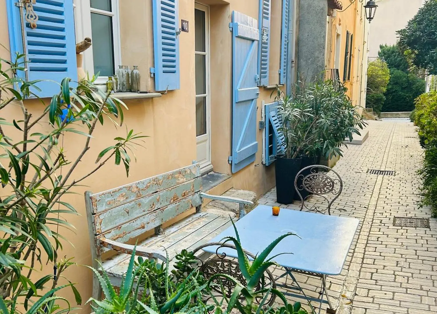 Charming Fisher House On The Beach And In The Heart Of Saint Tropez 0*, Saint-Tropez France